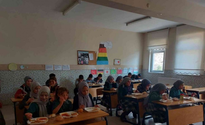 Afyonkarahisar’da 16 bin 238 öğrenci ücretsiz yemek yiyor