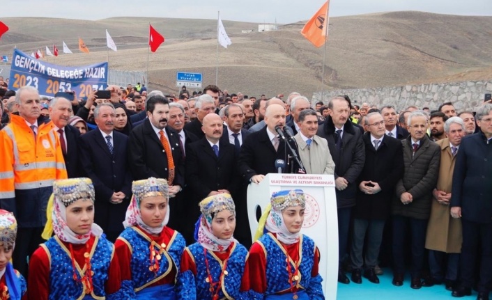 Cumhurbaşkanı Erdoğan: “Savcı Sayan’ı yakından takip ediyor ve destekliyoruz”