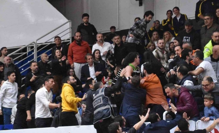 Olaylı maçın ardından Aliağa Petkimspor’dan açıklama: "Çıkan olayların sebebi provokasyon"