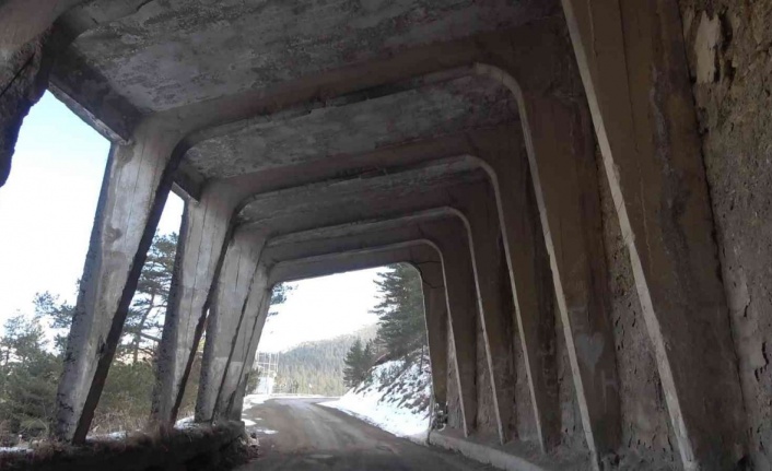 Yıkılma tehlikesi altındaki Zigana Tüneli, aslına uygun olarak tekrar inşa edilecek