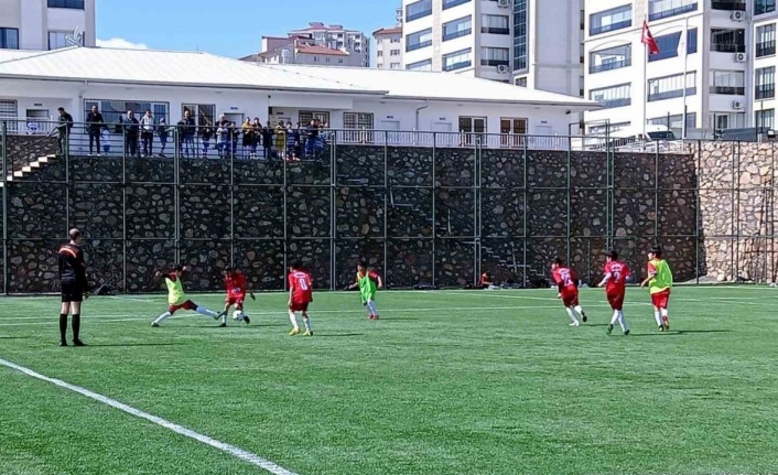Elazığ’da Küçükler Futbol Şampiyonası başladı
