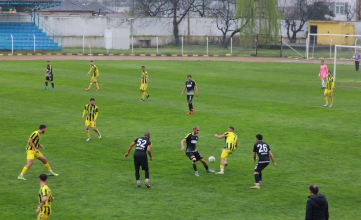 TFF 3. Lig: Fatsa Belediyespor: 0 - Muş 1984 spor: 0