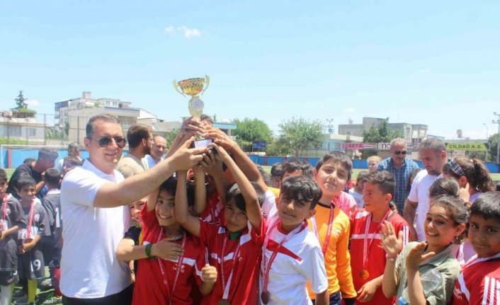 Adıyaman’da öğrenciler arası futbol turnuvası düzenlendi