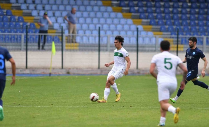 Bursaspor antrenman maçında Belediye Kütahyaspor’a 4-3 yenildi