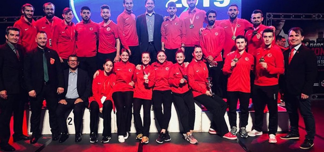Milli Karateciler Kanada’da 9 madalya kazandı