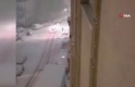 Bağcılar’da karla kaplı yolda 10 araç birbirine çarptı