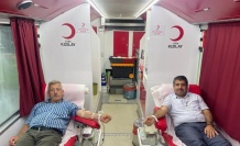 ”Bir kan, 3 insan hayatı” dediler kan bağışladılar