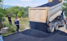 Eskipazar’da köy yolları asfaltlanıyor