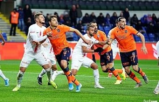Antalyaspor, Başakşehir karşısında seriyi devam...