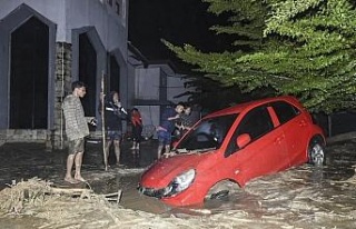 Endonezya’da sel felaketi: 15 ölü, 46 kayıp