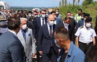 İçişleri Bakanı Süleyman Soylu patlama bölgesinde