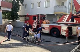 Kadıköy’de yangından bir bebek bir yaşlı vatandaş...