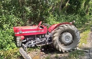 Kastamonu’da traktör ile otomobil çarpıştı:...