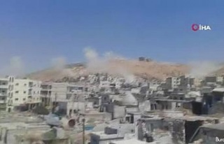 Rus savaş uçakları İdlib çevresindeki köylere...