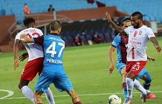 Süper Lig: Trabzonspor: 2 - Antalyaspor: 2 (Maç...