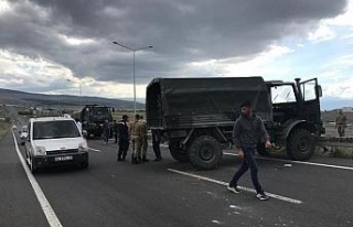 Ardahan’da askeri araç kaza yaptı, 5 asker yaralandı