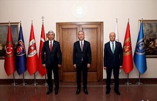 Bakan Akar, TEMAD Başkanı Ürgen’i kabul etti