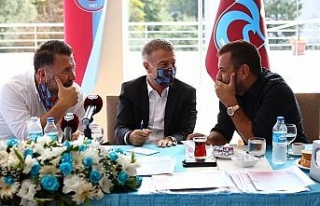 Ahmet Ağaoğlu: "Şampiyonluğun en iddialı...
