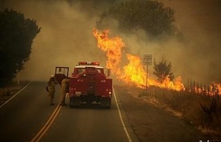 California’daki yangınlar nedeniyle 5 bölgede...