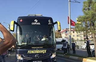 Fenerbahçe, derbiye coşkuyla uğurlandı