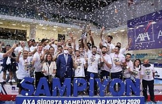 Fenerbahçe HDI Sigorta şampiyonlar kupasının sahibi...