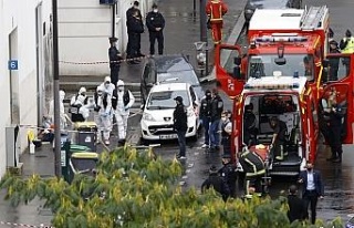 Fransız polisi satırlı saldırıda yaralı sayısını...
