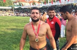 Milli güreşçi "Tatar Pehlivan"dan acı...