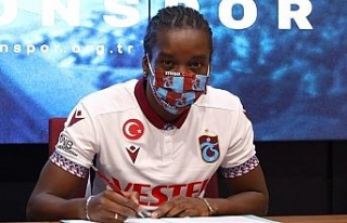 Trabzonspor, Diabate için imza töreni düzenledi