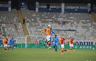 Galatasaray deplasmandan 3 puanla döndü