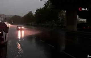 İstanbul’da gök gürültülü sağanak yağış