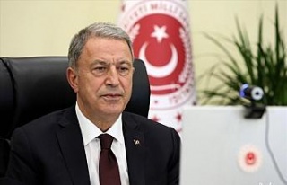 Milli Savunma Bakanı Hulusi Akar’dan İzmir’deki...