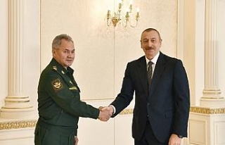 Azerbaycan Cumhurbaşkanı Aliyev Rusya Savunma Bakanı...