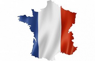 Fransa’da protestolar hükümete geri adım attırdı
