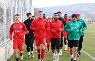 Sivasspor, Karabağ maçı hazırlıklarına başladı
