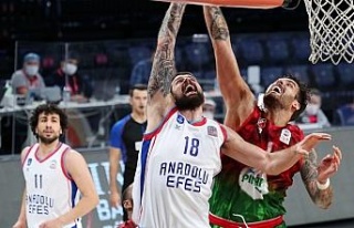 Basketbol Süper Ligi: Anadolu Efes: 74 - Pınar Karşıyaka:...