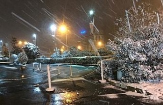 İstanbul’da kar yağışı akşam saatlerinde etkili...