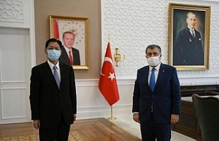 Sağlık Bakanı Koca, Çin’in Ankara Büyükelçisi...