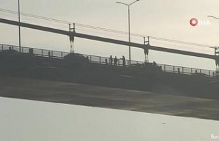 15 Temmuz Şehitler Köprüsü’nde intihar girişiminde...
