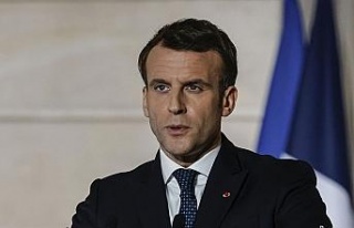 Macron, Devlet Başkanı Itno’nun cenaze töreni...