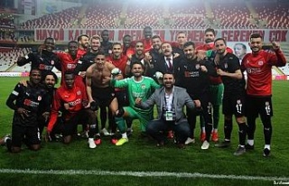 Sivasspor’dan Antalya hatırası!