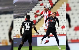 Süper Lig: FT Antalyaspor: 2 - DG Sivasspor: 4 (Maç...