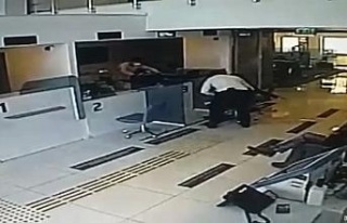 Taksim’de banka şubesine giren bıçaklı saldırganın...