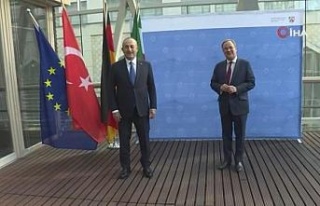 Dışişleri Bakanı Çavuşoğlu, Hristiyan Demokrat...