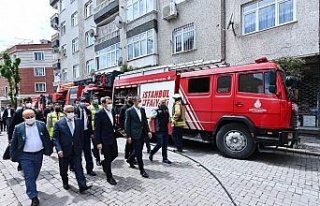 İstanbul Valisi Ali Yerlikaya, çöken 5 katlı binada...