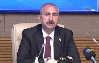 Adalet Bakanı Gül: “Dijital mecralar hukuk güvenliğinin...