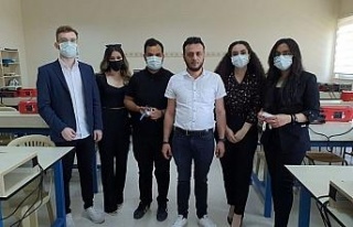 Erzincan’da üniversite öğrencileri Covid-19 hastaları...