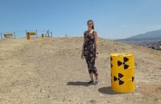 İzmir’deki nükleer atık eylemine Ukraynalı turistten...