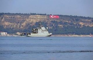 İspanya savaş gemisi Çanakkale Boğazı’ndan...