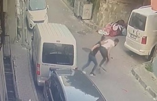 İstanbul’da korkunç cinayet kamerada: Yaralı...