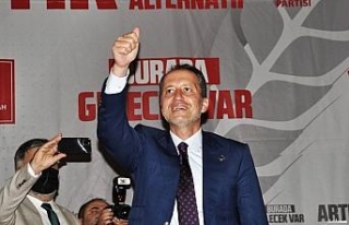 Fatih Erbakan: "Üreten ve ihraç eden Türkiye’yi...